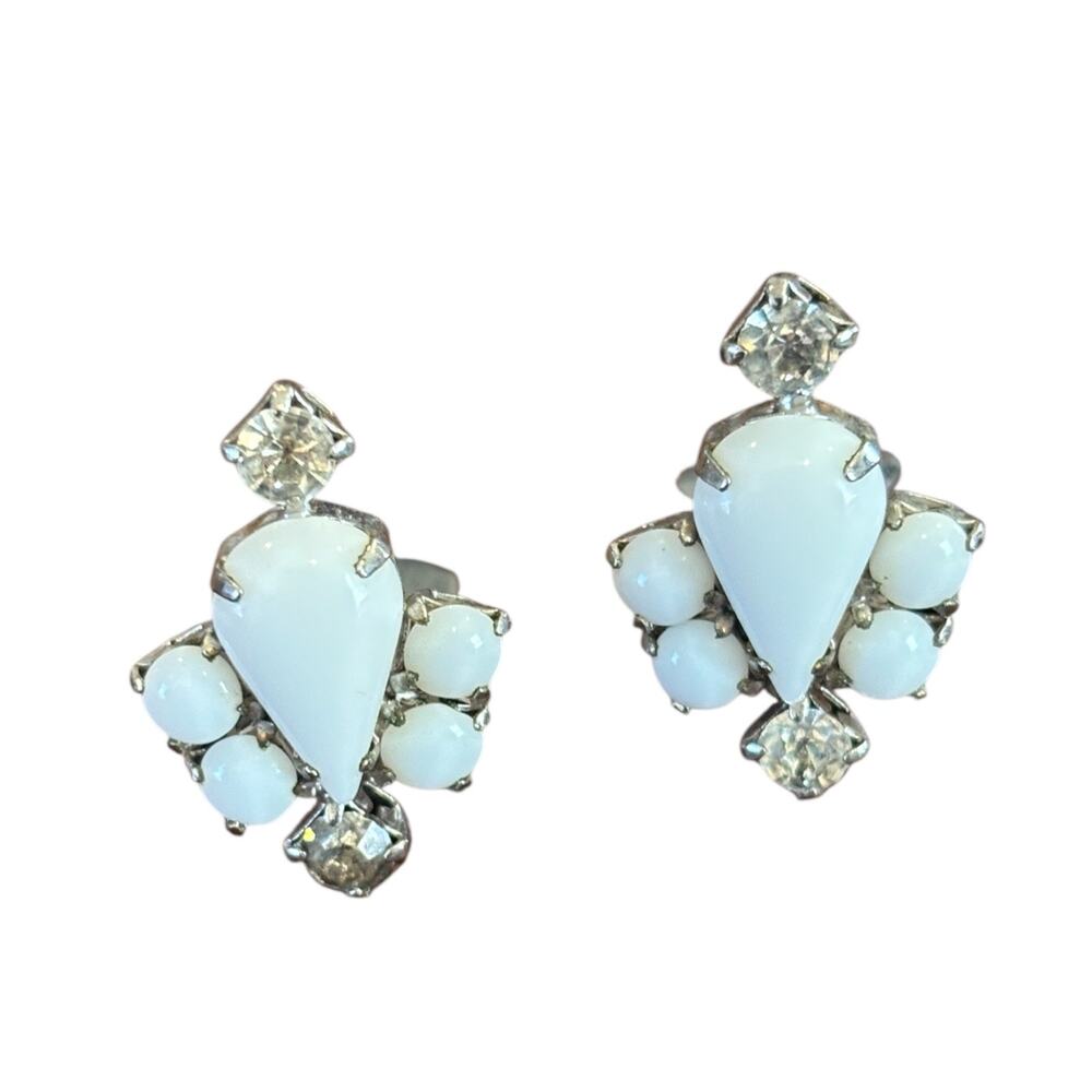 Vintage Milk Glass Rhinestone Earrings White Teardrop Cluster Clip Bridal 1950s